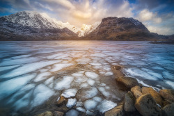 euph0r14:  landscape | Arctic Winter | by kirshbom | http://ift.tt/1HRm2IS 