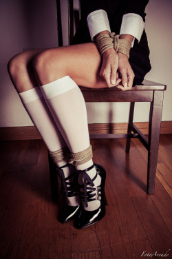 bondageisme:  fotoarcade:  “How was school today?” Model: Chrissy Marie October 2014  Knee high socks are arguably my favourite thing (socks in general actually). And white ones are the ones I find the sexiest. Add this simple yet beautiful bondage