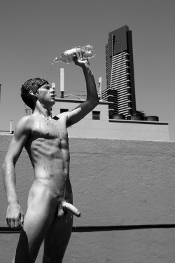 biblogdude:  Want some of that uncut Aussie cock troyisstillnaked:  OLLY DANIELS_BENTLEY RACE 