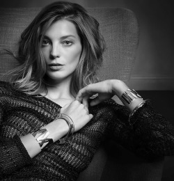  Daria Werbowy by Michael Thompson for the Tiffany &amp; Co. Atlas Collection Spring/Summer 2014 Campaign 