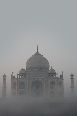 givncvrlos:  Taj Mahal 