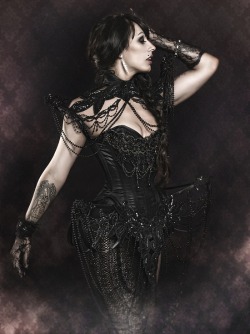 shapingcontours:  Once upon a time by Rebeca Saray Gude on Behance. (via Crazy Is The New Beautiful / By Rebeca Saray Gude) 