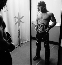 blackandwhitewrestling: The new WWE World Heavyweight Champion@wwerollins kicks off #SmackDown at 8/7c on Syfy!