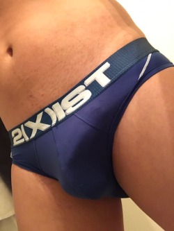 poopyme-wpb: A guy with a cock bulge in his briefs is nice, but being able to push out a big soft poo bulge is the most impressive