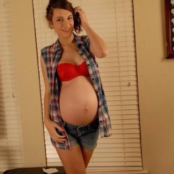 preggomyeggo:   Could you make a backstory for this and make it really sexy? :D  Ashley had been my best friend since we were small, so we shared absolutely everything with each other. Imagine our surprise when Ashley got pregnant on a drunken college