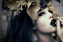 gothicandamazing:  Model, H&amp;M, Outfit: Ita - It’s art Photo: JasonLA + Chira Tanehttps://www.facebook.com/chira.taneWelcome to Gothic and Amazing  