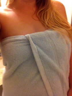 mysweetsoakedpanties:  Oops my towel fell