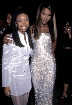 evilrashida:  Brandy and Naomi Campbell both in Atelier Versace Fall/Winter 1995 Haute Couture at The 1995 Met Gala.  Brandy was dressed by Gianni Versace for her first Costume Institute Gala! Icon!