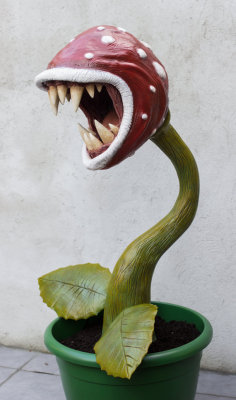 retrogamingblog:  Realistic Super Mario Bros Piranha Plant made by Francesco Sanseverino