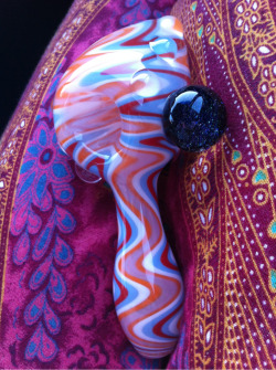 fearisdead:  blunttown:  New piece, area-51  Oh god, that galaxy marble is so sexy though. 