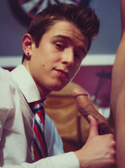 brotherbro:  nastytickle:  bastianphilly:  Prep school boy doing what prep school boys love to do to each other.  thumbs up for cock  http://brotherbro.tumblr.com/