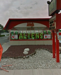 alienbabejpg:  cool restaurants and shops in roswell