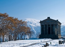 armenianhighland:  Գառնիի հեթանոսական տաճարTemple of Garni, Kotayk province, Armenia 