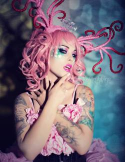 alternativepurple-deactivated20: Photographer: Yellow Bubbles Photography  Headdress/Top: Spoiled Cherry- creations by Amber- CherryBomb 