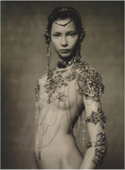 soumisedouce:  Paolo Roversi 