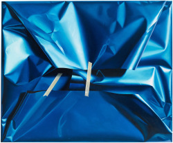 itscolossal:  Hyperrealistic Oil Paintings of Haphazardly Wrapped Packages and Gifts by Yrjö Edelmann