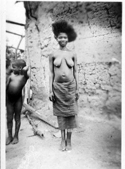   “A Ghanaian lady, c1940″ via “Photo that my Grandfather Wilfred Broughton took when he was in the RAF during WWII”