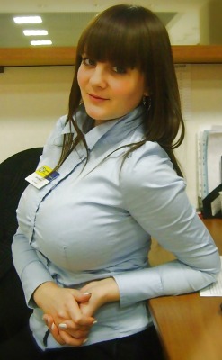 busty-slim-girls:This brunette’s huge tits are stretching that shirt to its limits! I love busty cam girls!