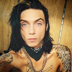 blackveilbrides:  Cleveland Ohio! Seeya at 6:40! This was the first city the “On Leather Wings” tour hit over half a decade ago and you have always been so kind to us! We can’t wait to see you! #BlackVeilSummer http://ift.tt/1CXWlJK  This mam