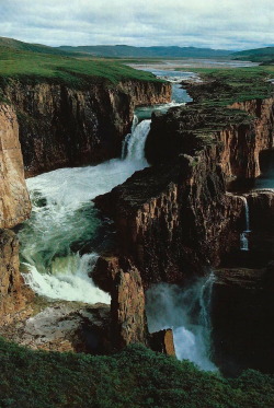 vintagenatgeographic:  Wilberforce Falls on the Hood River in Canada National Geographic | January 1986