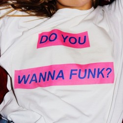 janicexxx:  100sss:  Yes I do #doyouwannafunk by @100_s  someone get me this