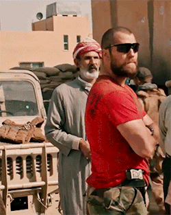 daydreamingwintertrees:  Henry Cavill as Captain Syverson in new trailer of “Sand Castle”