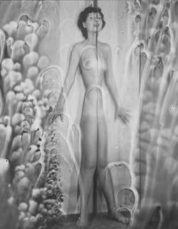 Distorted Nude with Bubbles, 1950 (by dovima_is_devine_II)