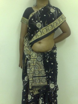 prythm:  Desi Aunty in Black Saree - Part 1/3 Follow http://prythm.tumblr.com/ for more… KIK: Prythm