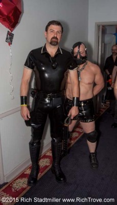 slaveforlabor:  A powerful hot Master who bought the slave at a slave auction at IML 2015 for a 12 hour period. 