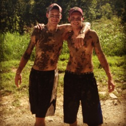 fuckyeacountryboys:  the-dark-sideofthemoon:  Me and my best bud.  Sign me up for the next muddin trip. (;