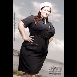 @photosbyphelps presenting Kerry @karielynn221979 embracing some classic sailor girl pinup #pinup #water #pier #busty #plusmodel #plusfashion #dmv #baltimore #heels #clouds #ginger #redhead #photosbyphelps #magazine #photographer #sky #photooftheday Photo