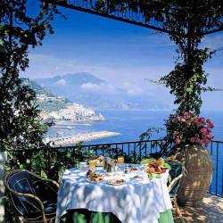 luckwillcomemyway:  Hotel Santa Caterina, Amalfi Coast, Italy 