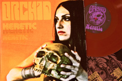 kaatjerenaatje:  If you like yer rock retro, doomed and psyched, lend your ears to Orchid and be awed. The dark lord getting summoned is the first thing that happens when you play this album. After that, the groove kicks in and you’ll just have to wave