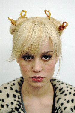 mysong5:  Brie Larson in hair and make-up tests as Envy Adams for Scott Pilgrim vs. the World