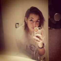 #me #girl #shower #night #bored #5:01am #hair #photo #pic #phone #nice #lovely #cat? #time