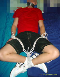 asicswrestoneweb:BONDAGEFREAX IN LOW TOP NIKE SNEAKERS IN ASSORTED BONDAGE POSITIONS:Several years ago, there was this group of Sneaker and Bondage Fiends from Europe, and they had a website, Bondagefreax. Their site has now been down about a decade,
