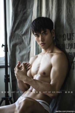 hunkxtwink:  Xie ZiQiuHunkxtwink - Did you miss more like him in my archive ?