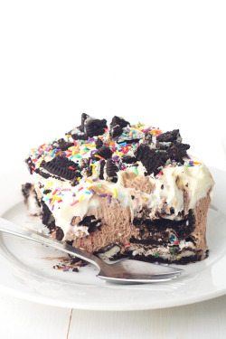 do-not-touch-my-food:    Oreo Icebox Cake  