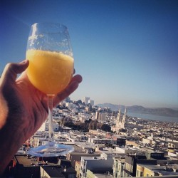 hirethestache:  Cheers, Frisco. You’ve been a good host 🏨🏤🏣🏫🏪🏬🏦 #sanfran #sanfrancisco #mimosa #brut #yuppieshit