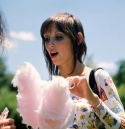 michaelfaudet:  Shelley Duvall eats cotton candy on the set of Brewster McCloud (1970)   OMG SHELLEY