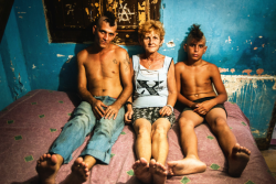 untrustyou:  Josu Trueva - Punks at Cuba 