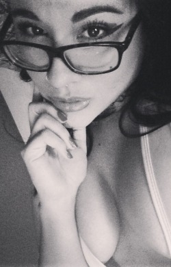 makethatkittenpurr:  d-kacey:  makethatkittenpurr:  Black and white one for ya’ll  Could do with some more white, preferably showered all over you ;)  What the fucking fuck is wrong with you? Ugh, people like you is why I don’t post much on here anymore