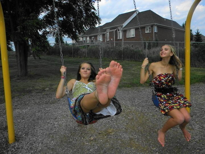 Barefoot women s gymnastics