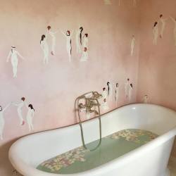 andantegrazioso:  Bath of the Goddess |  goldilocksg  