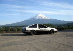 carsanddiecasts:  AE86 Tofu Delivery