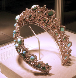 thestandrewknot:  The Marie Louise Diadem, by Marie-Étienne Nitot (1810). 