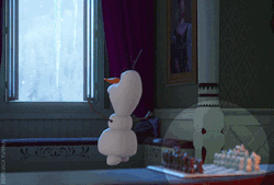 egipciaca:  I don´t know if someone has already mentioned this, but I was watching Frozen when I noticed something. When the wind opens the window, the White Queen (which symbolizes the Queen Elsa) falls from the chess board. Clever detail Disney.  