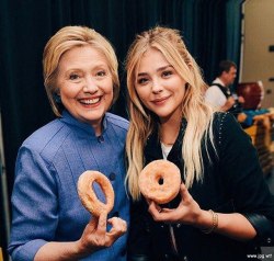 movin-down-the-road:  iamwez20:  4mysquad:  The internet has ruined me Hitgirls’s doughnut represent a tighter grip on stock market corruption through increased federal regulation of banks and Wall St. as a whole and Hillary’s represent the current