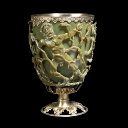 likeavirgil:  The Lycurgus Cup Late Roman, 4th century AD “This extraordinary cup is the only complete example of a very special type of glass, known as dichroic, which changes colour when held up to the light. The opaque green cup turns to a glowing