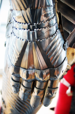 ritasv:  Leeds: Fluted armour detail - gauntlet by harpraxis on Flickr.